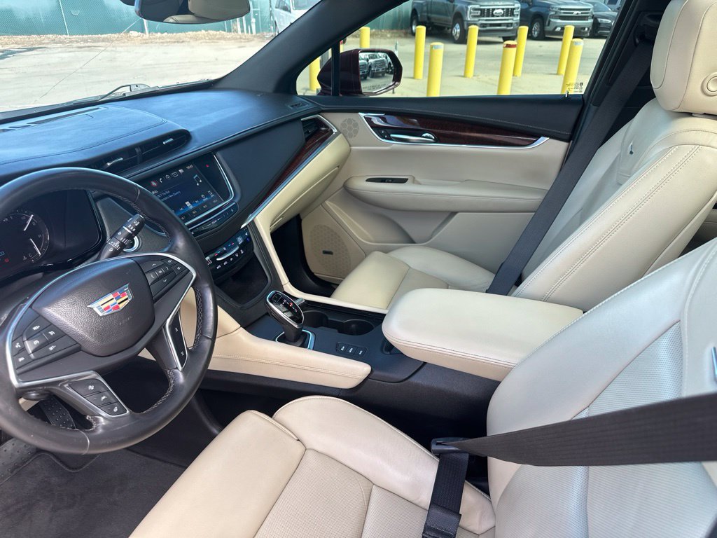 Used 2017 Cadillac XT5 Premium Luxury AWD/4WD image 15