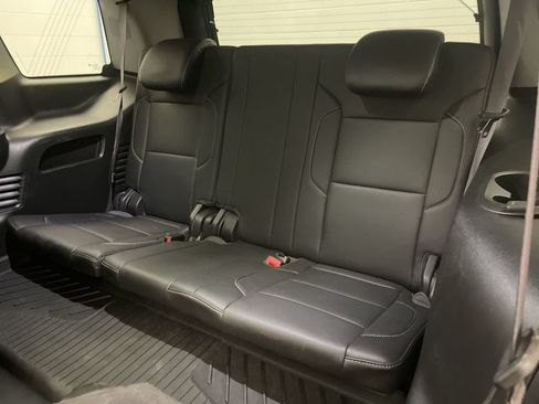 Used 2017 Chevrolet Tahoe LT w/ Luxury Package AWD/4WD image 31