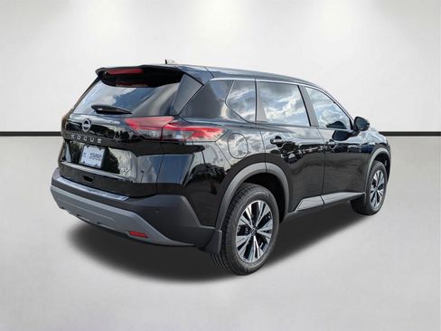 Used 2023 Nissan Rogue SV FWD image 5
