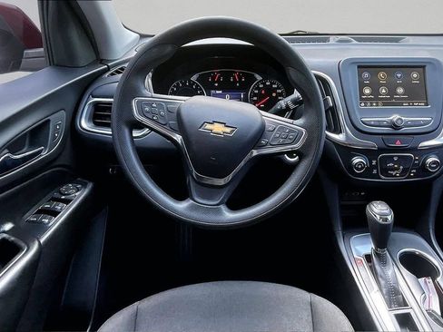 Used 2019 Chevrolet Equinox LT FWD image 9