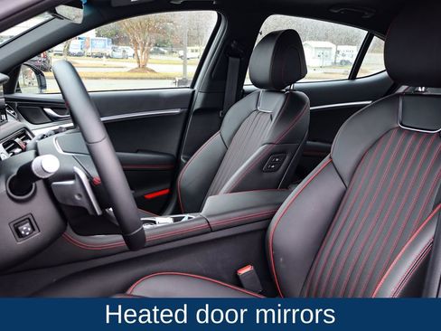 Used 2025 Genesis G70 2.5T w/ Sport Prestige Package image 10