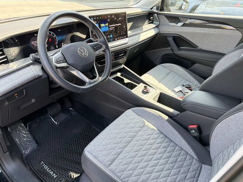 Used 2026 Volkswagen Tiguan S w/ 18" Wheel Package FWD image 13