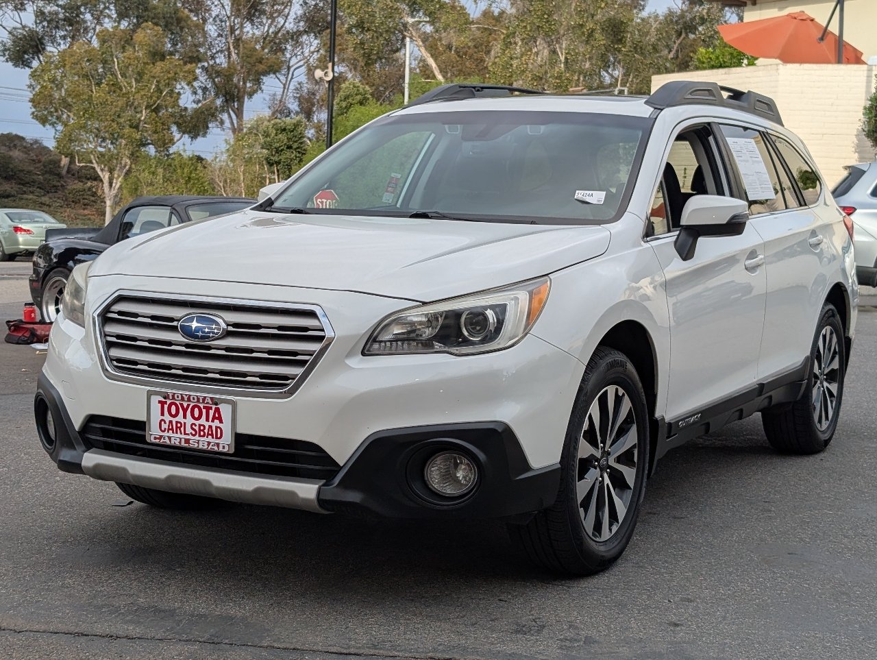 Used 2017 Subaru Outback 2.5i Limited AWD/4WD image 11