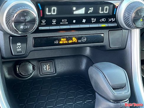Certified 2025 Toyota RAV4 LE AWD/4WD image 30
