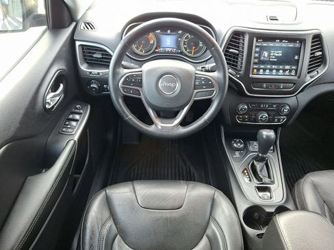 Used 2021 Jeep Cherokee Latitude Lux w/ Comfort/Convenience Group image 11