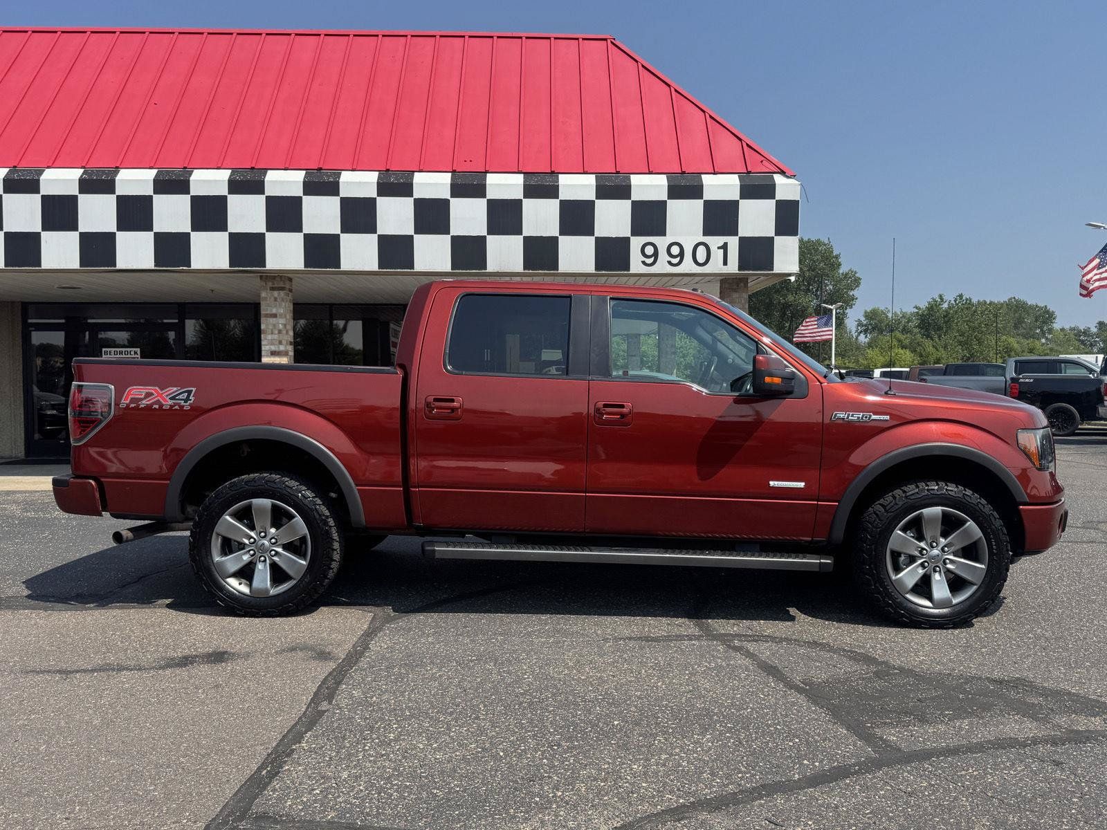 Used 2014 Ford F150 FX4 w/ Equipment Group 401A Mid AWD/4WD image 8