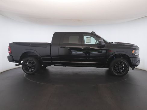 Used 2024 RAM 2500 Limited AWD/4WD image 29