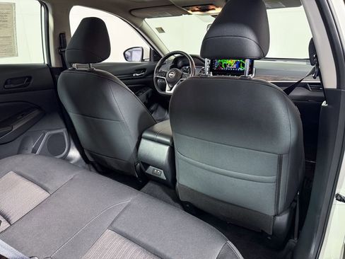 Used 2024 Nissan Altima 2.5 SV w/ SV Premium Package image 46