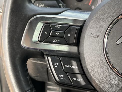 Used 2022 Ford Mustang Premium image 14