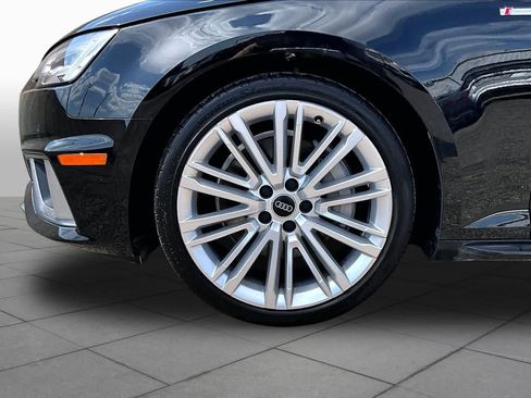 Used 2019 Audi A4 2.0T Premium Plus w/ Premium Plus Package AWD/4WD image 13