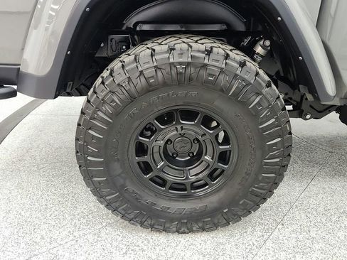 Used 2022 Jeep Gladiator Rubicon w/ LED Lighting Group image 26