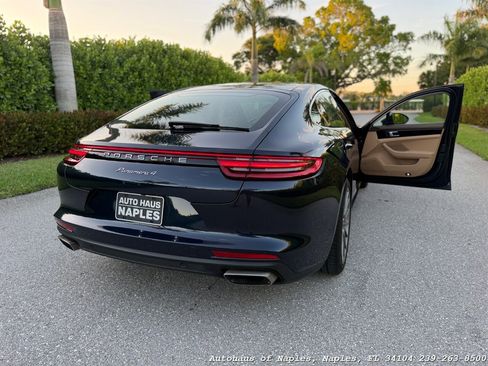 Used 2020 Porsche Panamera 4 AWD/4WD image 17