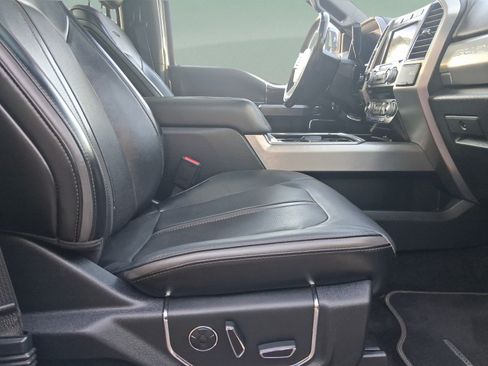 Used 2017 Ford F350 Platinum w/ Platinum Ultimate Package AWD/4WD image 30