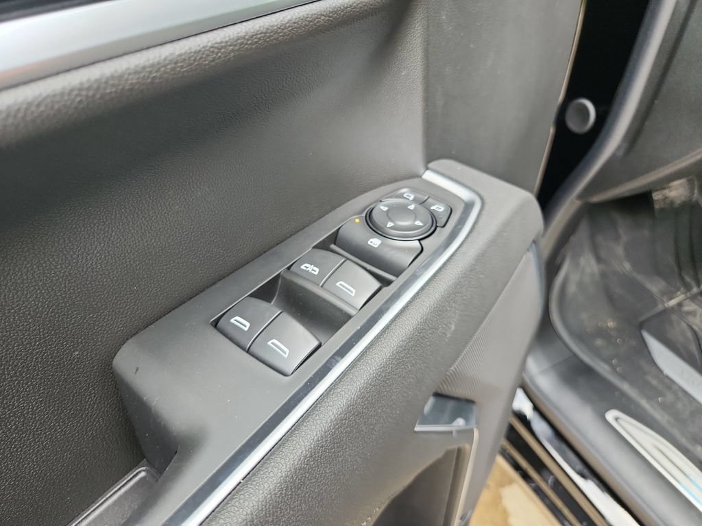 New 2026 Chevrolet Silverado 1500 LT w/ All Star Edition Plus AWD/4WD image 13