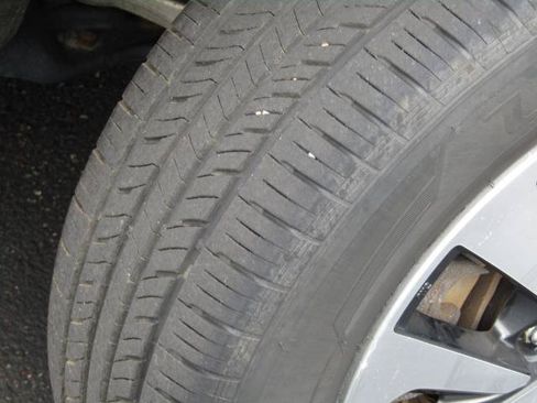 Used 2022 Subaru Outback Premium AWD/4WD image 6