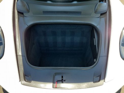 Used 2024 Porsche 911 Carrera GTS image 33