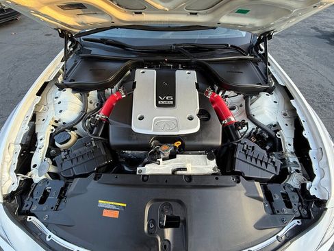 Used 2015 INFINITI Q60 Sport Limited image 10