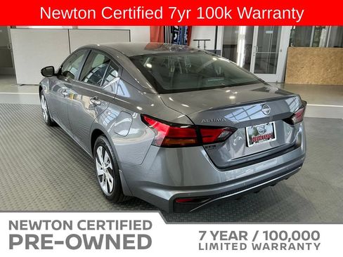 Used 2025 Nissan Altima 2.5 S FWD image 21