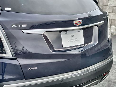 Certified 2025 Cadillac XT5 Sportv image 32