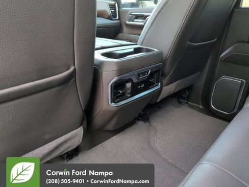 Used 2025 GMC Sierra 3500 Denali AWD/4WD image 27