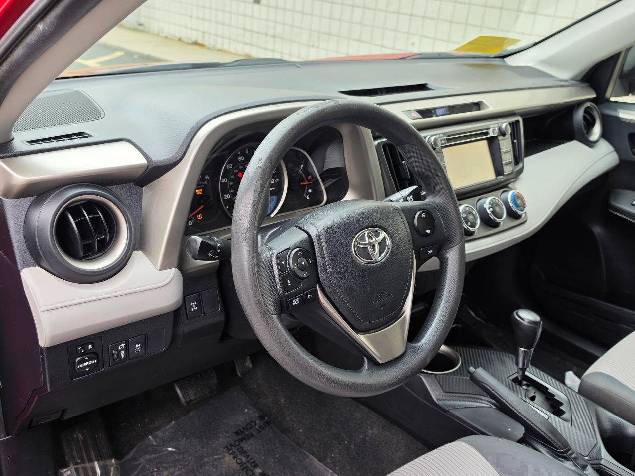 Used 2013 Toyota RAV4 LE AWD/4WD image 7