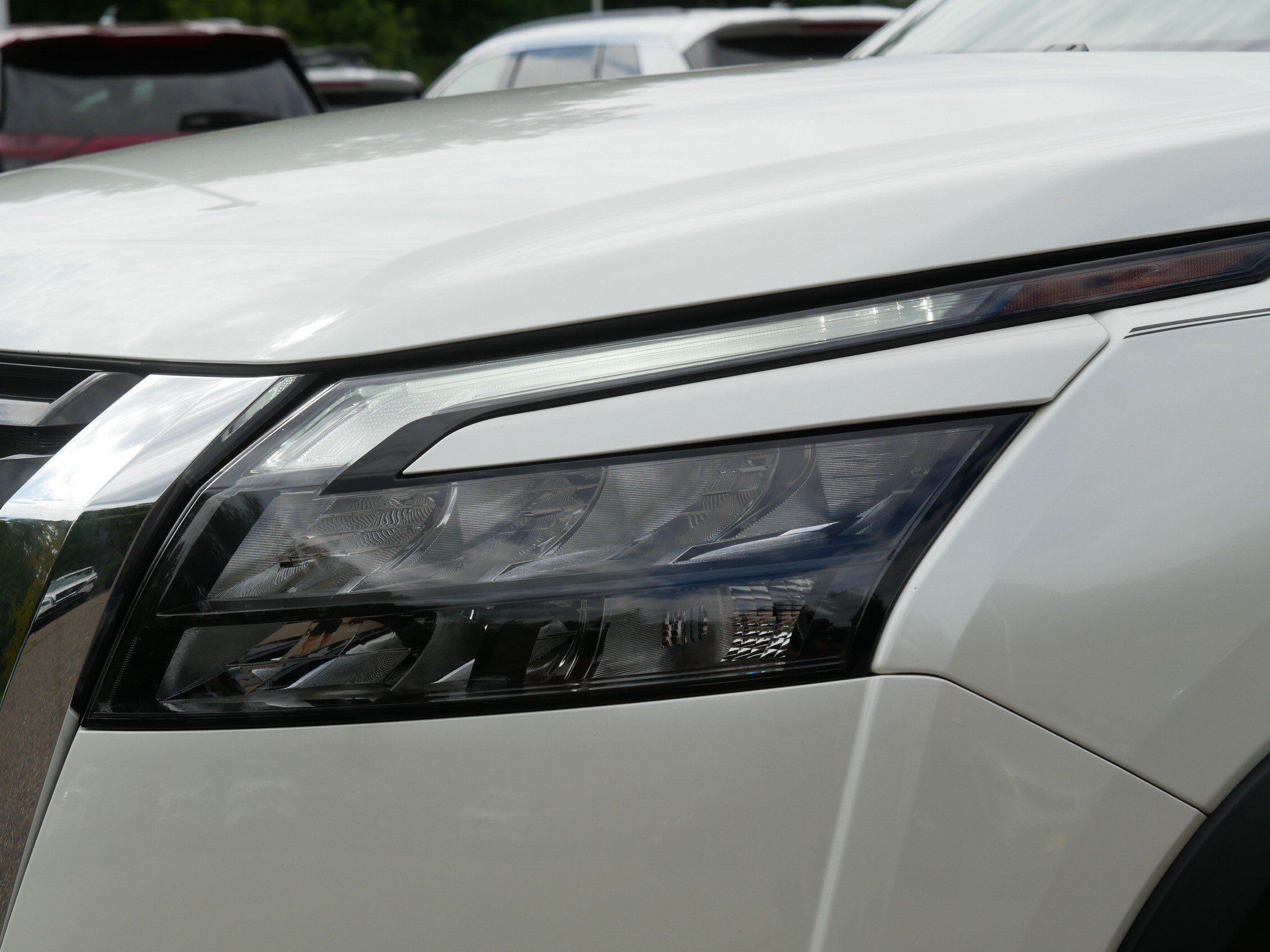Certified 2024 Nissan Pathfinder SV AWD/4WD image 16