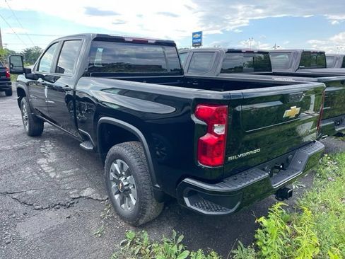 New 2026 Chevrolet Silverado 2500 Custom w/ Custom Value Package AWD/4WD image 5