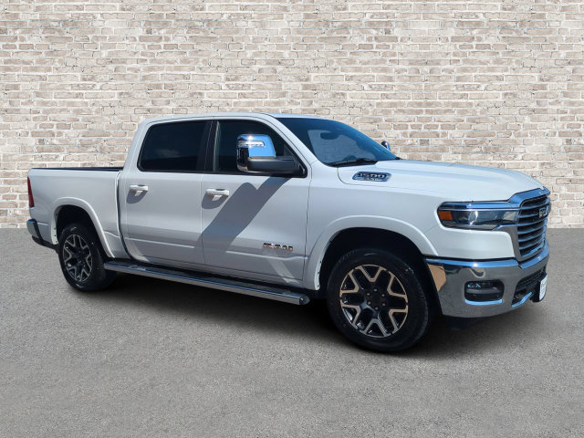 Used 2025 RAM 1500 Laramie w/ Trailer Tow Group AWD/4WD image 1