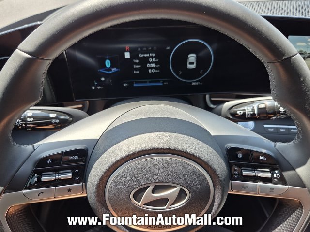 Used 2025 Hyundai Elantra Limited FWD image 20