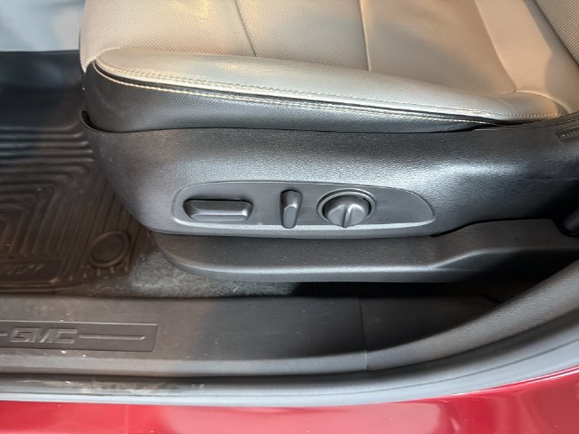 Used 2018 GMC Terrain SLT w/ Preferred Package FWD image 21