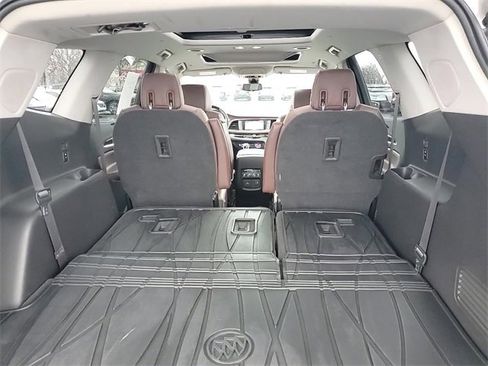 Certified 2018 Buick Enclave Avenir w/ Avenir Technology Package image 6