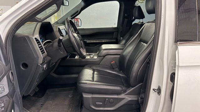 Used 2021 Ford Expedition XLT AWD/4WD image 14