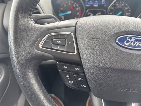 Used 2018 Ford Escape SEL image 24