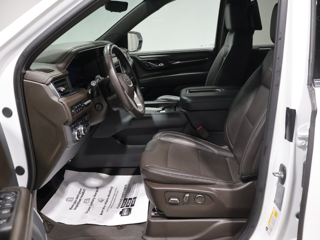 Used 2024 GMC Yukon Denali w/ Denali Reserve Package AWD/4WD image 9