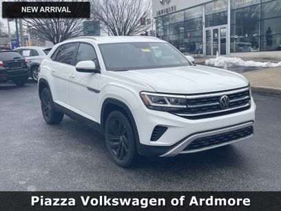 Used 2023 Volkswagen Atlas Cross Sport SE w/ Black Wheel Package