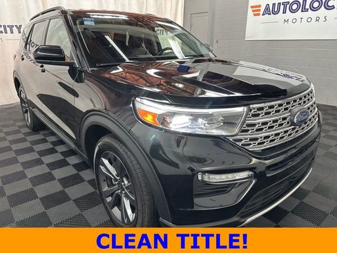 Used 2023 Ford Explorer XLT w/ Equipment Group 202A image 1