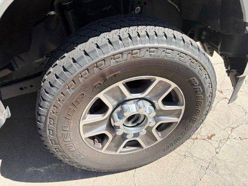 Used 2025 Ford F250 Lariat AWD/4WD image 15
