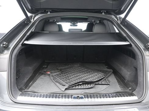 Used 2023 Audi SQ8 Prestige AWD/4WD image 27