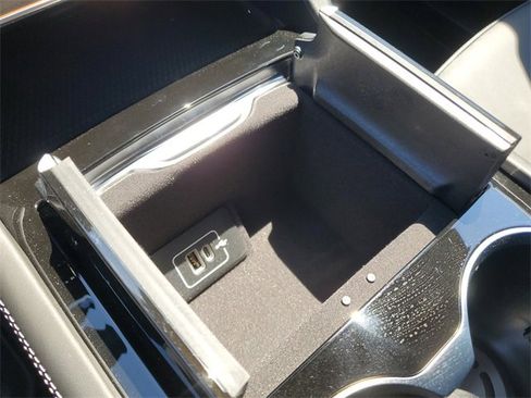 New 2024 Maserati Grecale GT image 27