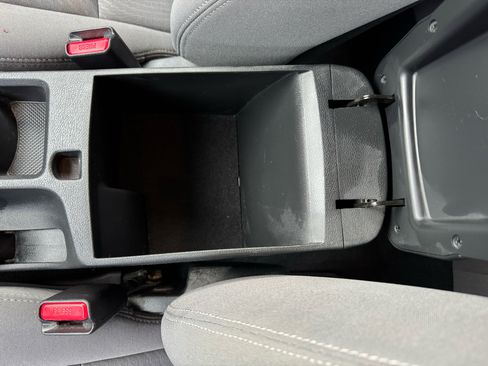 Used 2015 Hyundai Elantra SE w/ Option Group 02 image 31