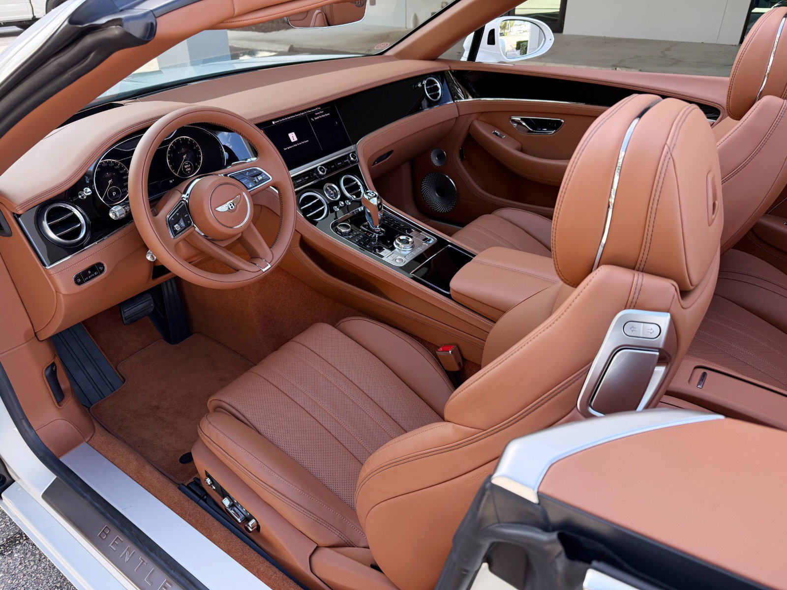 Used 2024 Bentley Continental GT V8 AWD/4WD image 30