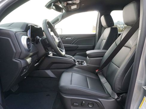 New 2026 Chevrolet Colorado LT w/ LT Convenience Package AWD/4WD image 9