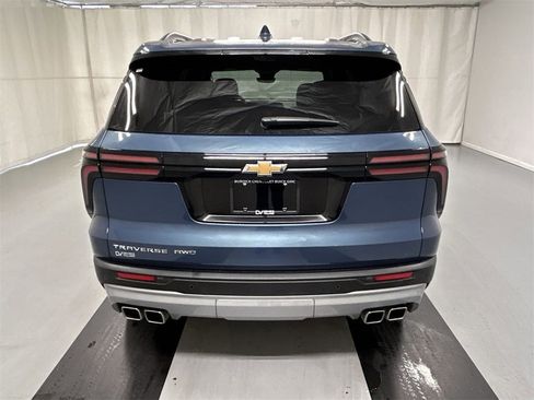 New 2026 Chevrolet Traverse LT w/ Driver Confidence Package image 10