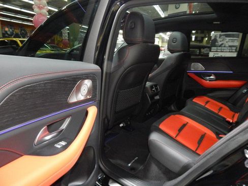 Used 2024 Mercedes-Benz GLE 53 AMG 4MATIC Coupe image 40