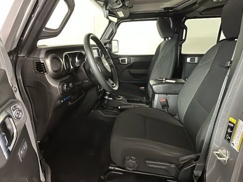 Used 2023 Jeep Wrangler Unlimited w/ Dual Top Group AWD/4WD image 13