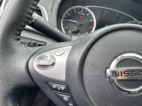 Used 2019 Nissan Sentra SV FWD image 15