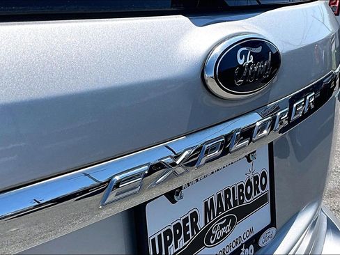 Used 2014 Ford Explorer FWD image 8