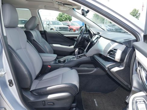 Used 2022 Subaru Outback Limited AWD/4WD image 22
