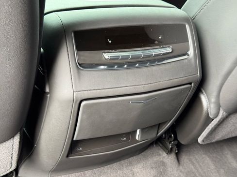 Certified 2025 Cadillac Escalade Premium Luxury w/ Touring Package image 35