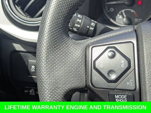 Used 2023 Toyota Tacoma TRD Off-Road w/ TRD Premium Off Road Package AWD/4WD image 44